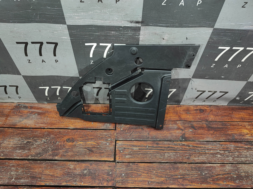 Накладка подкапотная Geely Coolray 19-нв Б/У Оригинал 5035051000