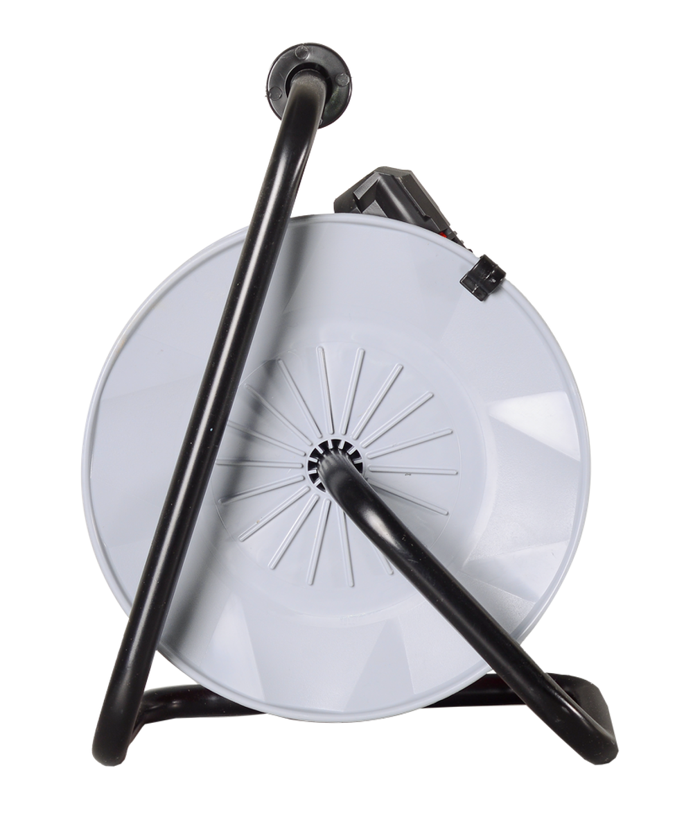 Удлинитель силовой на металлической катушке Ресанта СУ-3х1,5-30/3 (с выкл., 4 розетки, IP44)