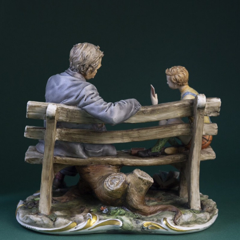 Фарфоровая мануфактура Capodimonte «Игра в карты»