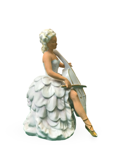 Фарфоровая статуэтка "Девушка с виолончелью" Германия