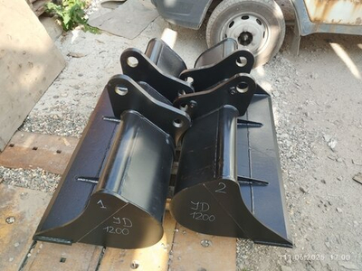 Ковш JD325 планировочный 1200 мм