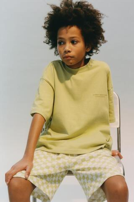 ZARA КОМПЛЕКТ ИЗ ФУТБОЛКИ И ШОРТОВ В ШАХМАТНУЮ КЛЕТКУ, СВЕТЛО-ЗЕЛЕНЫЙ