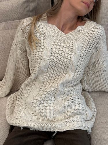 Бежевый хлопковый оверсайз свитер с косами