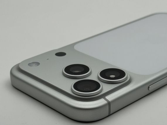 iPhone 17 Pro 256Gb Silver Sim+Esim