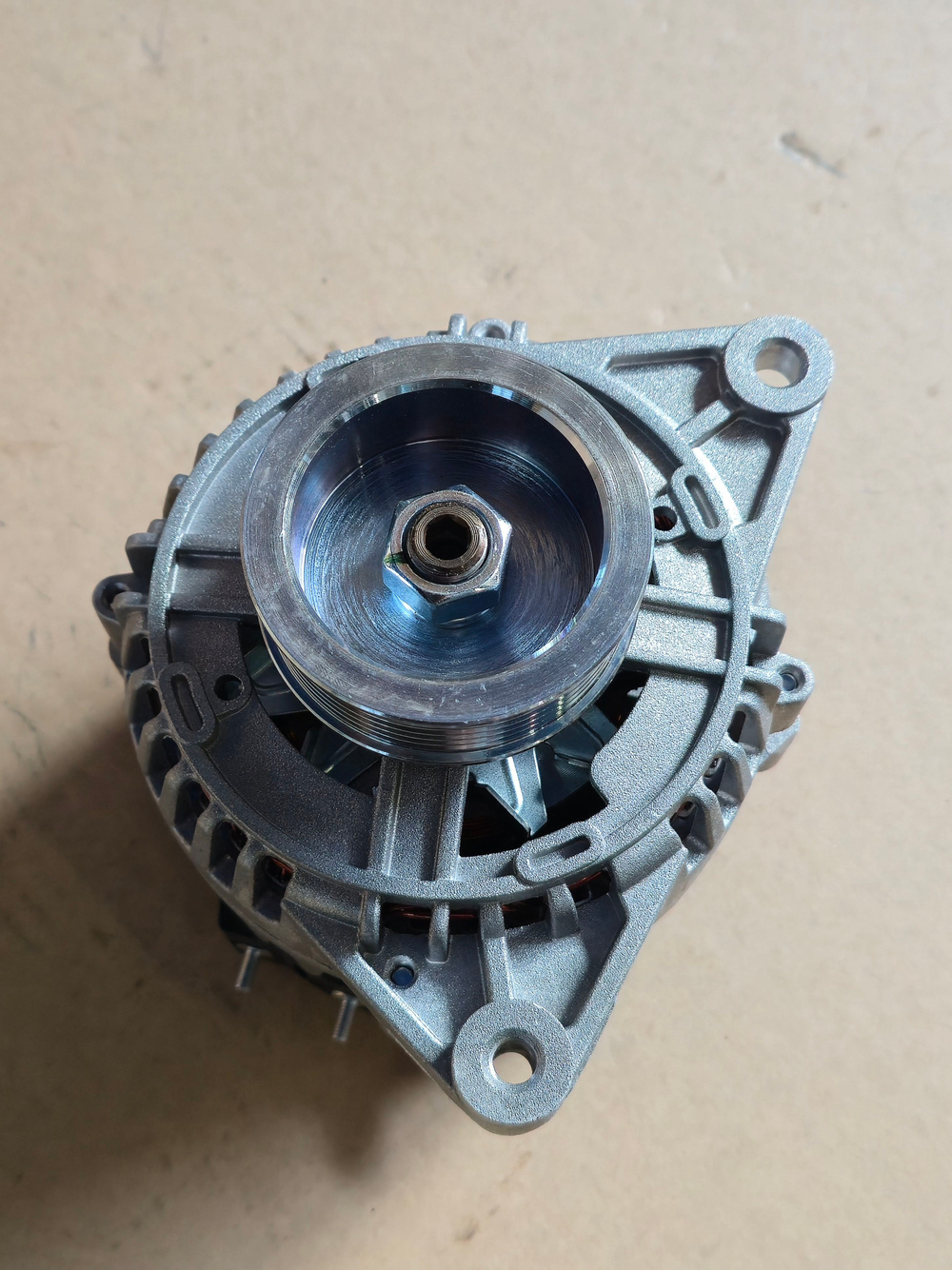 Генератор ЯМЗ-534 ГАЗон Next 14В 140А ELTRA