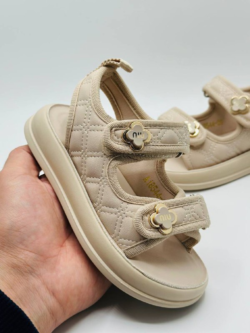 Детские кожаные босоножки Miu Miu