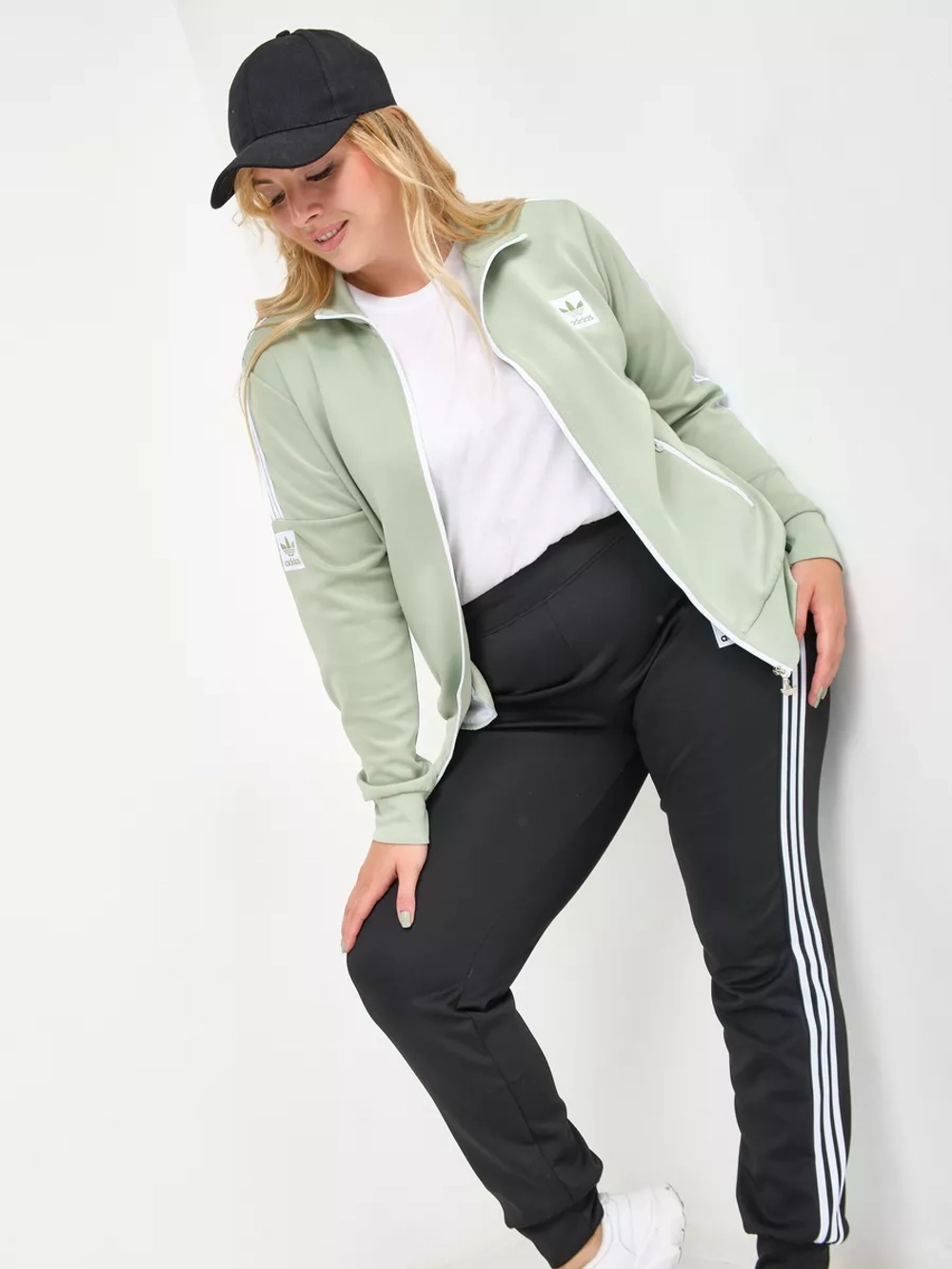 костюм спортивный на молнии Adidas больших размеров