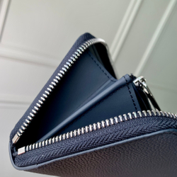 Louis Vuitton Zippy Wallet Horizontal