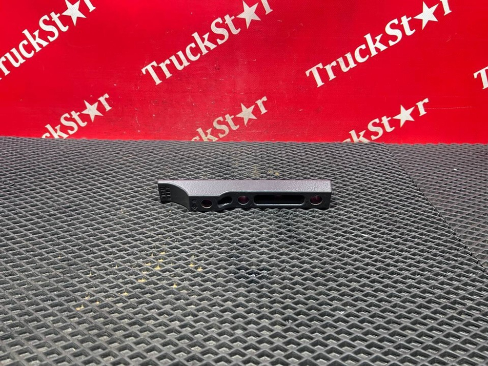 Проставка кронштейна кабины