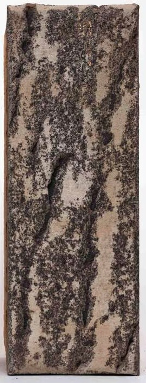 Кирпич утолщенный пустотелый лицевой “Графит”, ВЗКСМ