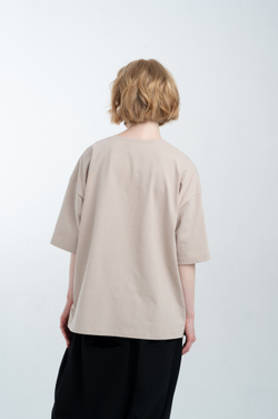 Футболка oversize из плотного трикотажа