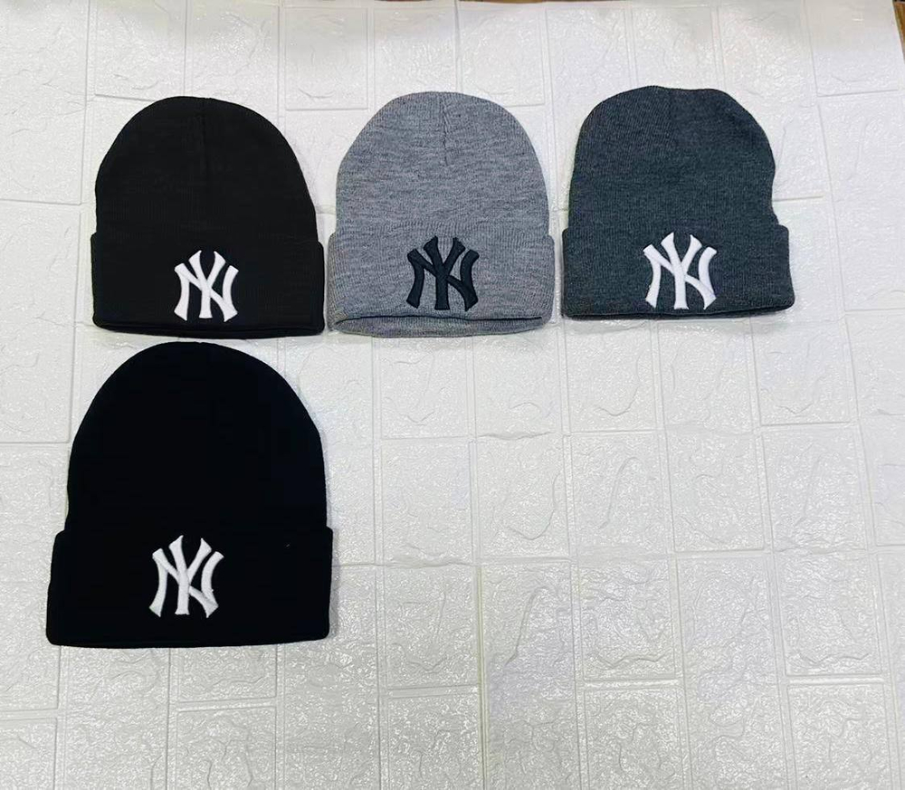 Шапки с логотипом