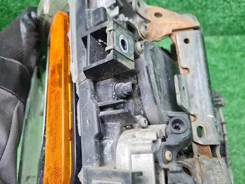 Фара левая Scania R-Series (2016-н.в.) галоген