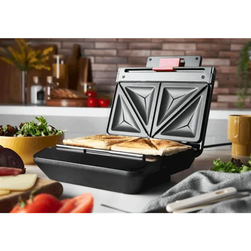 Сэндвичница Russell Hobbs 26800-56 черный