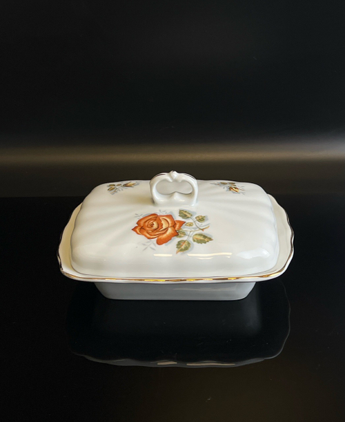 Маслёнка с крышкой фарфор деколь розы, золочение, клеймо Jarolina, KAROLINA Poland, Каролина Польша, 1960-1980 гг