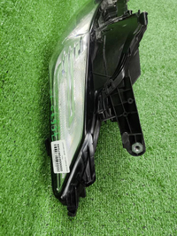 Фара правая Toyota Camry xv70 (2017-2021) LED