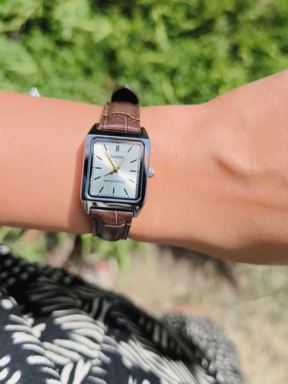 Наручные часы Casio LTP-V007L-9E