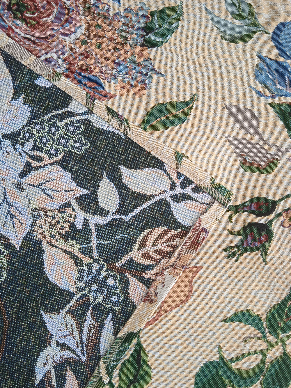 Покрывало гобеленовое Плетистая роза 2-спальный (180х200)