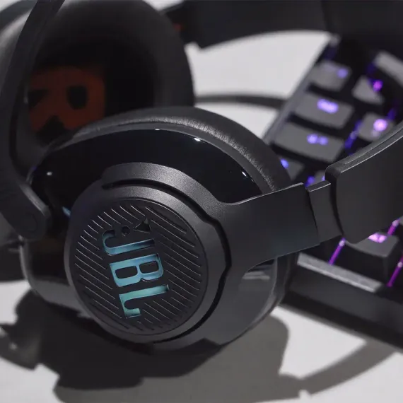 JBL Quantum 200