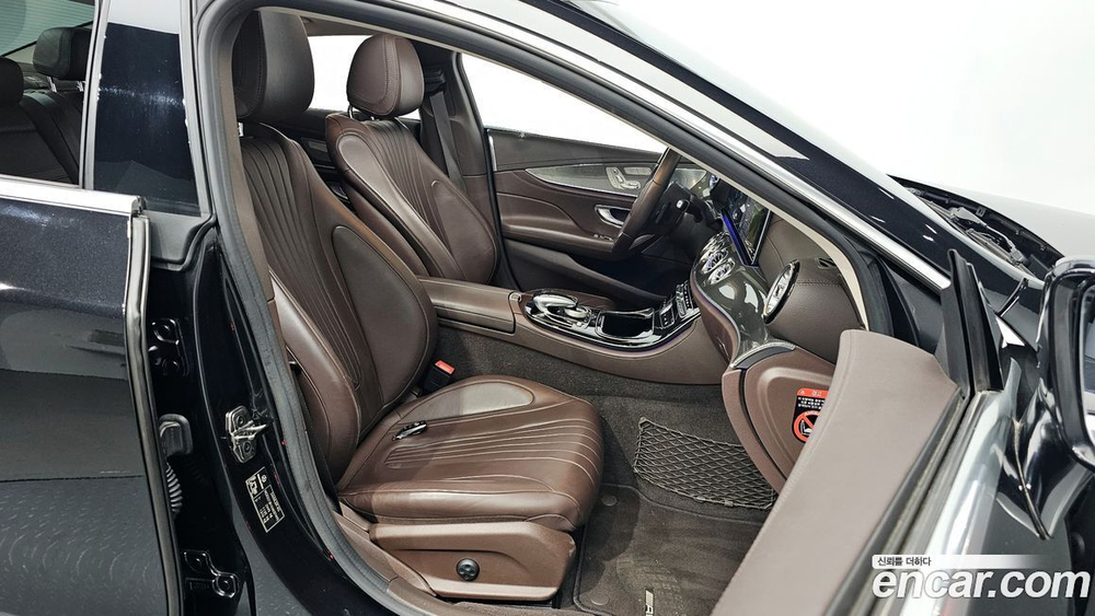 Mercedes-Benz CLS-Class C257 CLS300d AMG Line (12.2019)