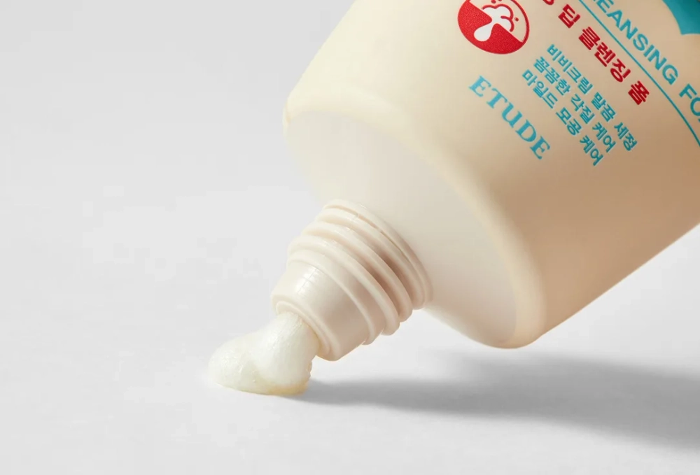 Etude House Baking Powder BB Deep Cleansing Foam, 30ml Пенка с содой - Travel-версия