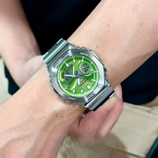 Наручные часы Casio GM-2110D-3A