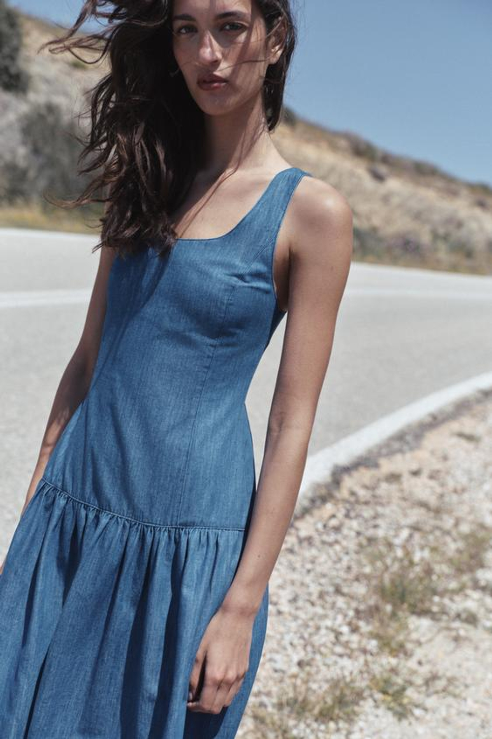ZARA ПЛАТЬЕ МИДИ С ЮБКОЙ-КЛЁШ, СИНИЙ