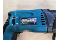 Перфоратор Makita HR2470