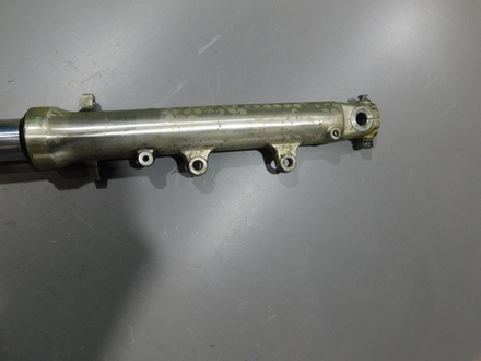 Перо вилки правое Yamaha FZR 750 019129