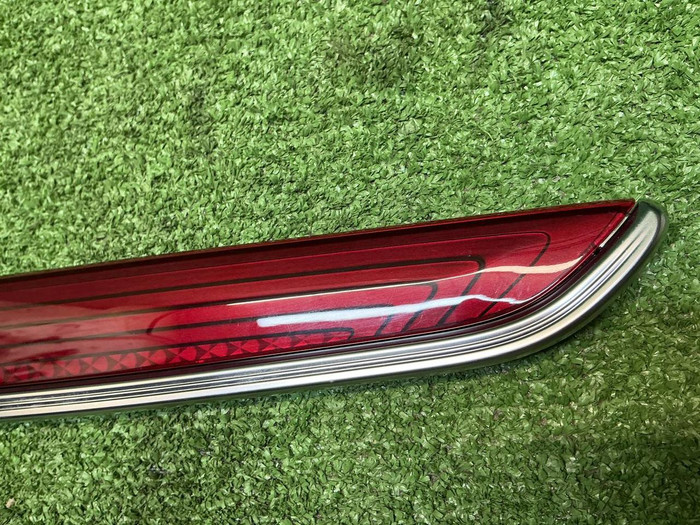 Накладка крыла передняя правая Hongqi HS3 (23-нв)