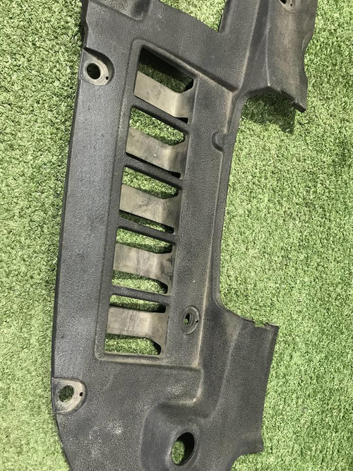 Кожух замка капота Toyota Camry 7 XV50 (2014-2018)