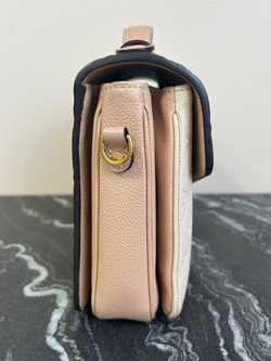 Сумка Louis Vuitton Pochette metis