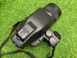 Contax 645 + Carl Zeiss Planar 2/80mm C645
