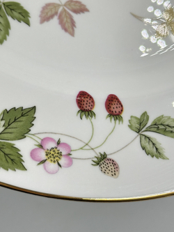 Тарелка 27,5см Wedgwood, Wild Strawberry