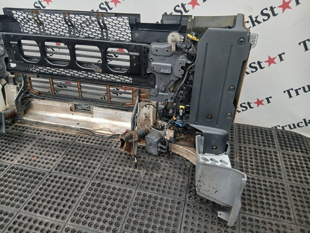 Бампер в сборе Ноускат