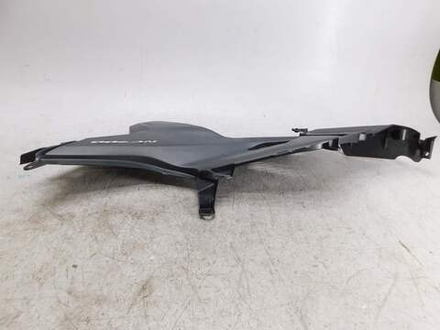 Пластик боковой левый Honda NC700 NC750 83701-MGS-D300.