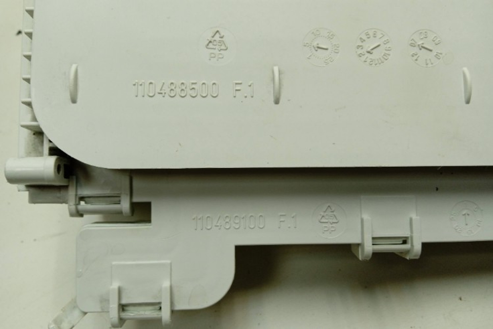 ZWG7102V кт137 Бункер дозатора для стиральной машины Zanussi 110489000 б/у