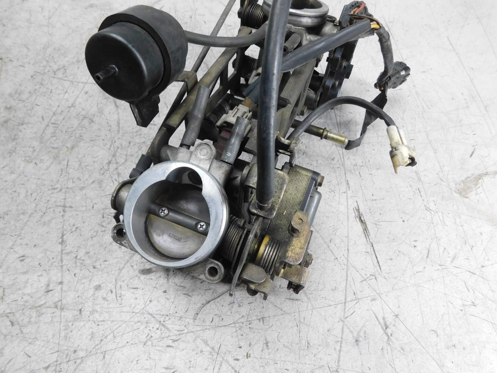 дроссельная заслонка Suzuki V-Strom DL1000 2003
