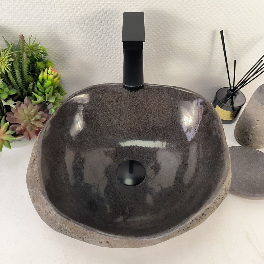 Раковина из речного камня RS-65192 40*36*15 0861