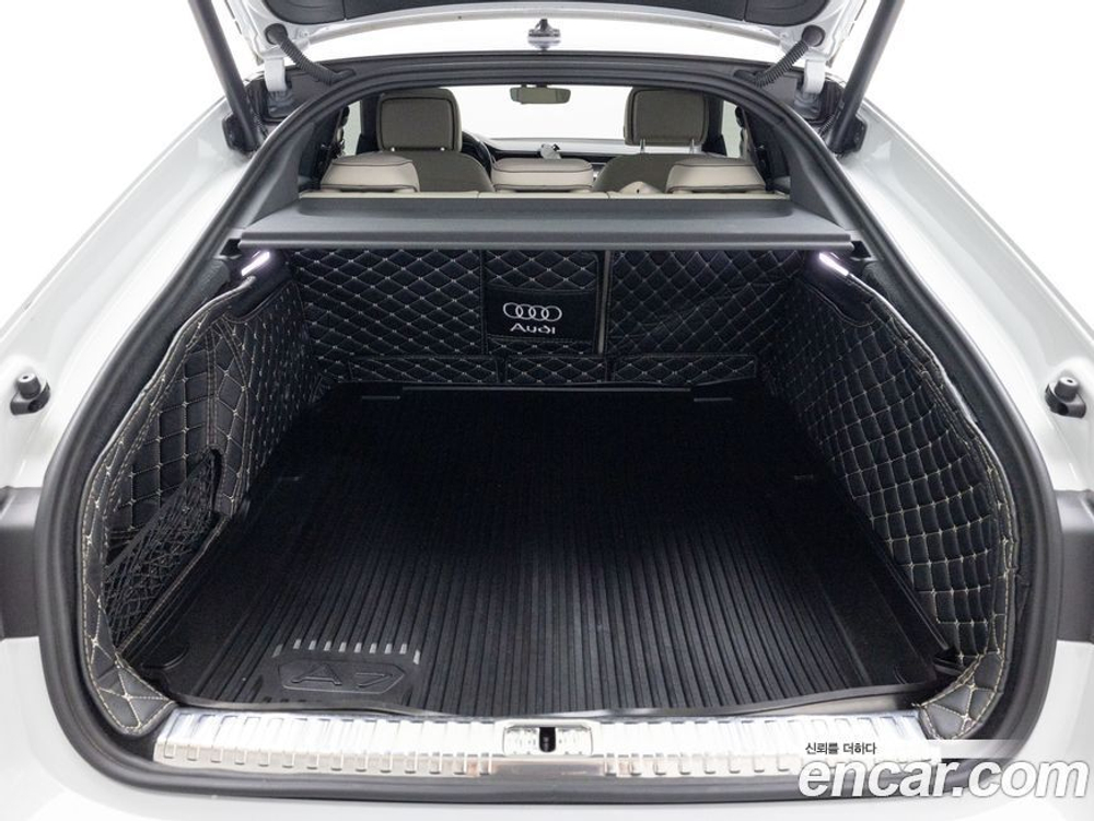 Audi A7 (4K) 55 TFSI Quattro Premium (12.2021)