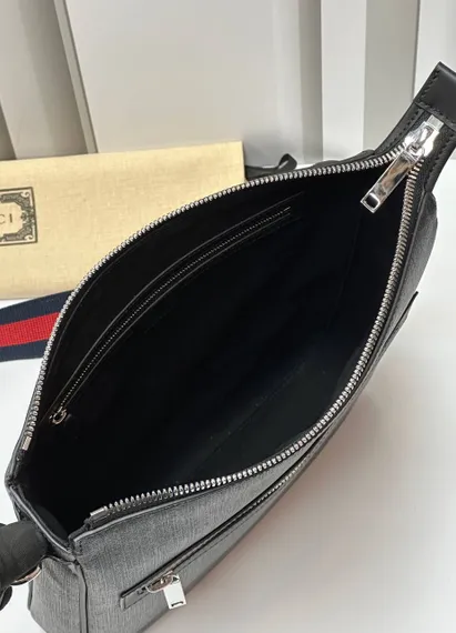 Сумка через плечо GUCCI GG Supreme