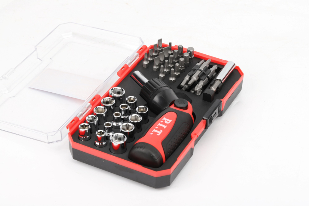 Набор бит и головок с рукояткой P.I.T. ADVANCE HSDR04-0046 (46шт, рег. рукоятка, 2 адаптера, кейс)