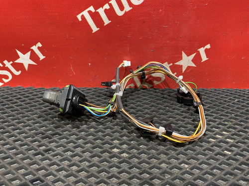 Проводка фары правой