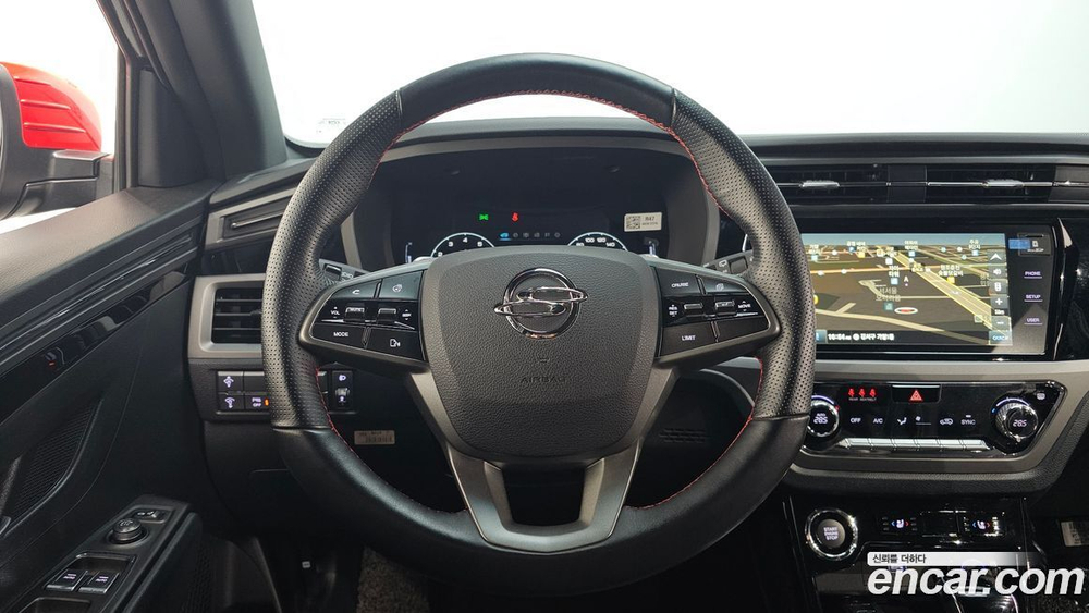 KG Mobility (Ssangyong) Beautiful Korando Бензин 1.5 2WD R-플러스 (04.2022)