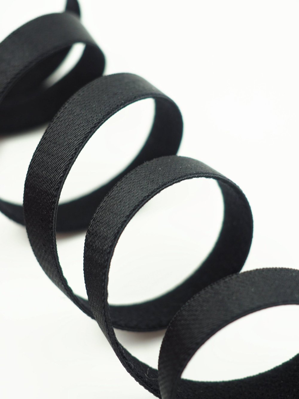 Резинка бретелечная черная матовая ширина 10 мм