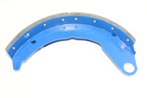 Колодка барабанного тормоза а/м ГАЗ-66,3308 передняя (ширина 80мм взаимозам с: 66-3502090, 3308-3501090,3308-3502090) (1шт.)