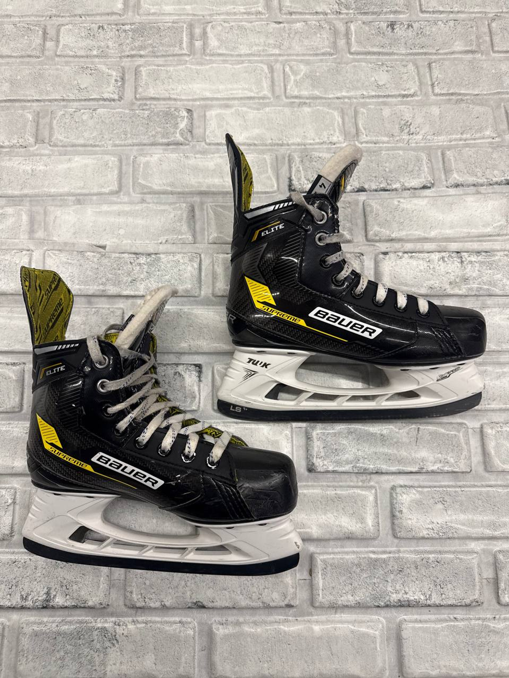 Bauer supreme M4 JR 4 EE (EUR 37.5)