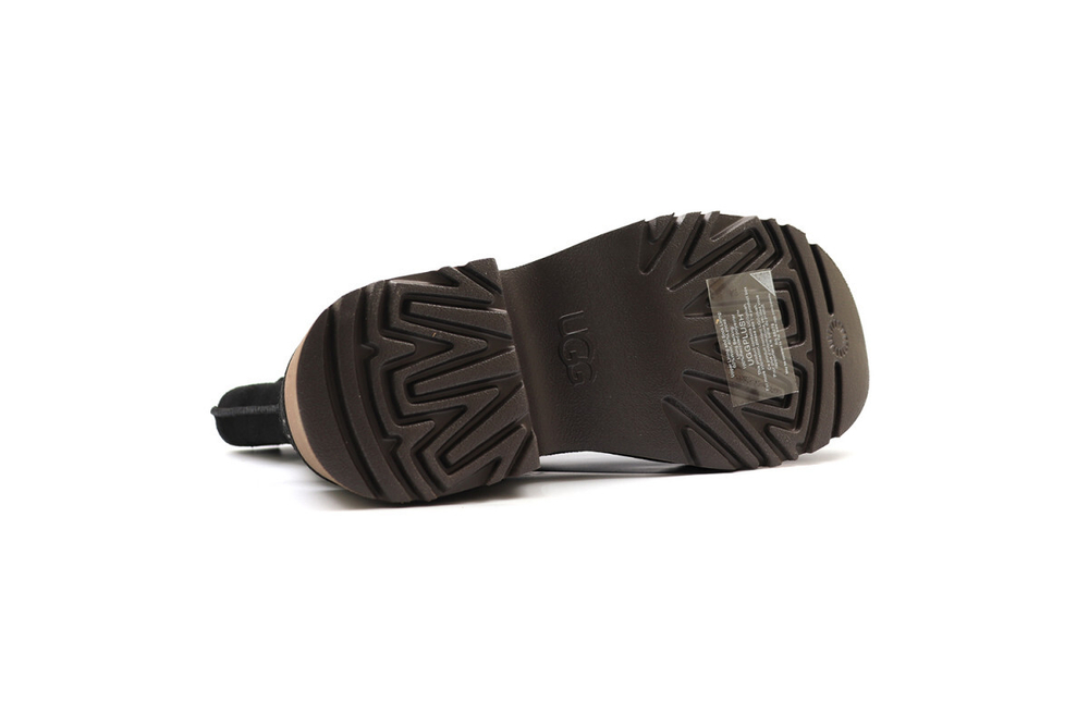 UGG Classic Twin Seam New Heights Black