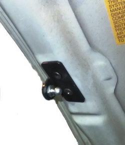 Упор (амортизатор) капота для Mitsubishi Pajero 3 (1999-2006) Autoinnovation.02-04