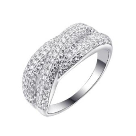 Кольцо из серебра с фианитами